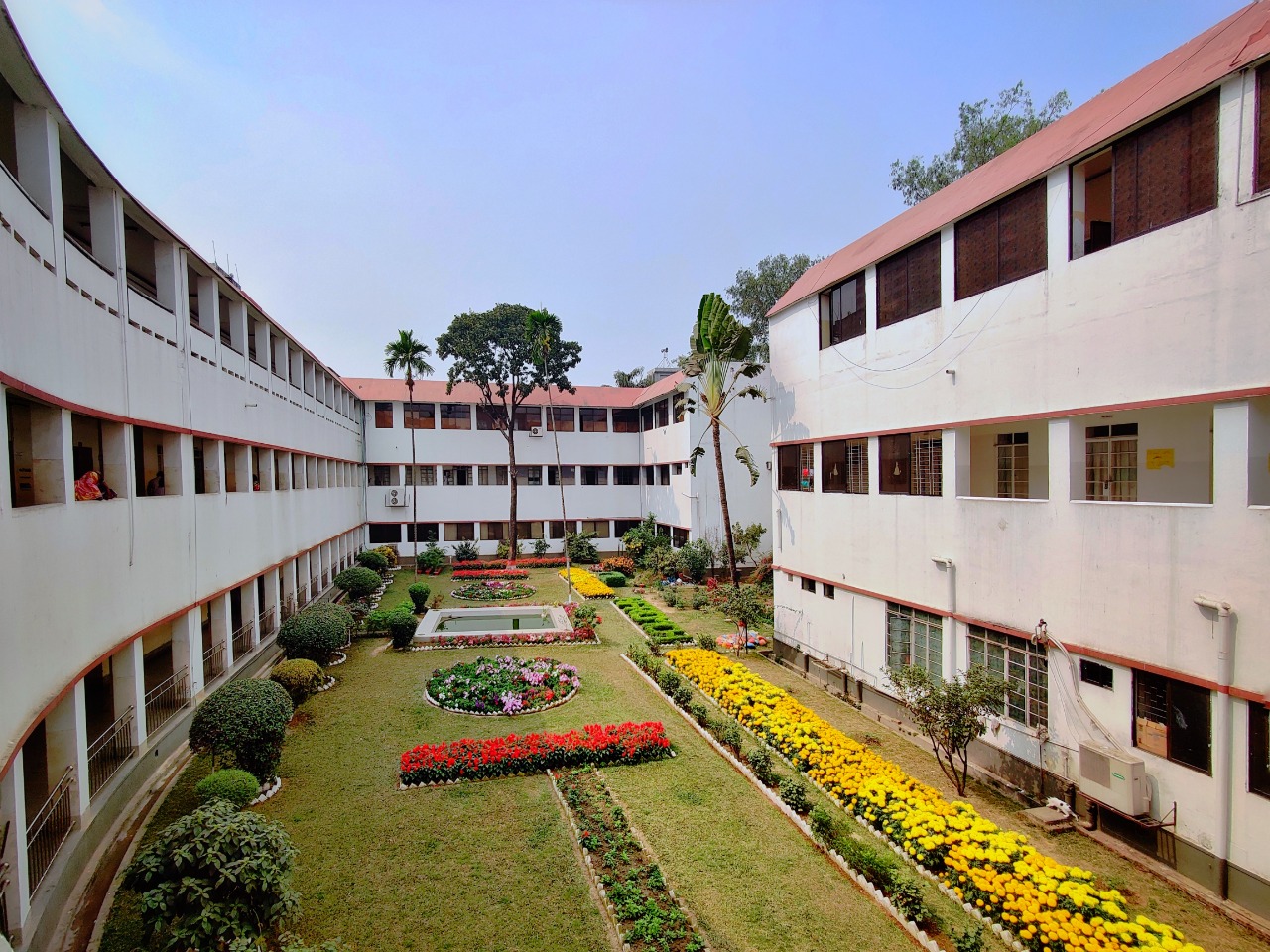 Holy Family Red Crescent Medical College